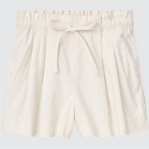 NWT NEVER WORN | Uniqlo Women Linen Cotton Shorts, Off White Color, Size M
